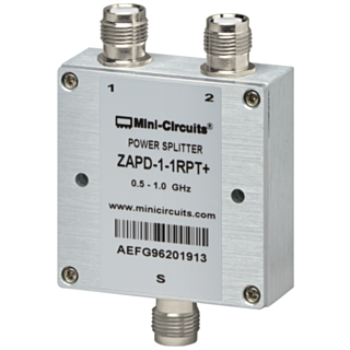 RF600 antenna splitter for operation of two RF600 antennas on RF600 readers with external antenna port; IP40 -25 to +85 °C; dimensions 50x 50x 20 m...