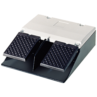 Momentary-contact foot switch, 2-pedal cable entry M25x1.5 IP65, 1 NO + 1 NC/1 NO + 1 NC